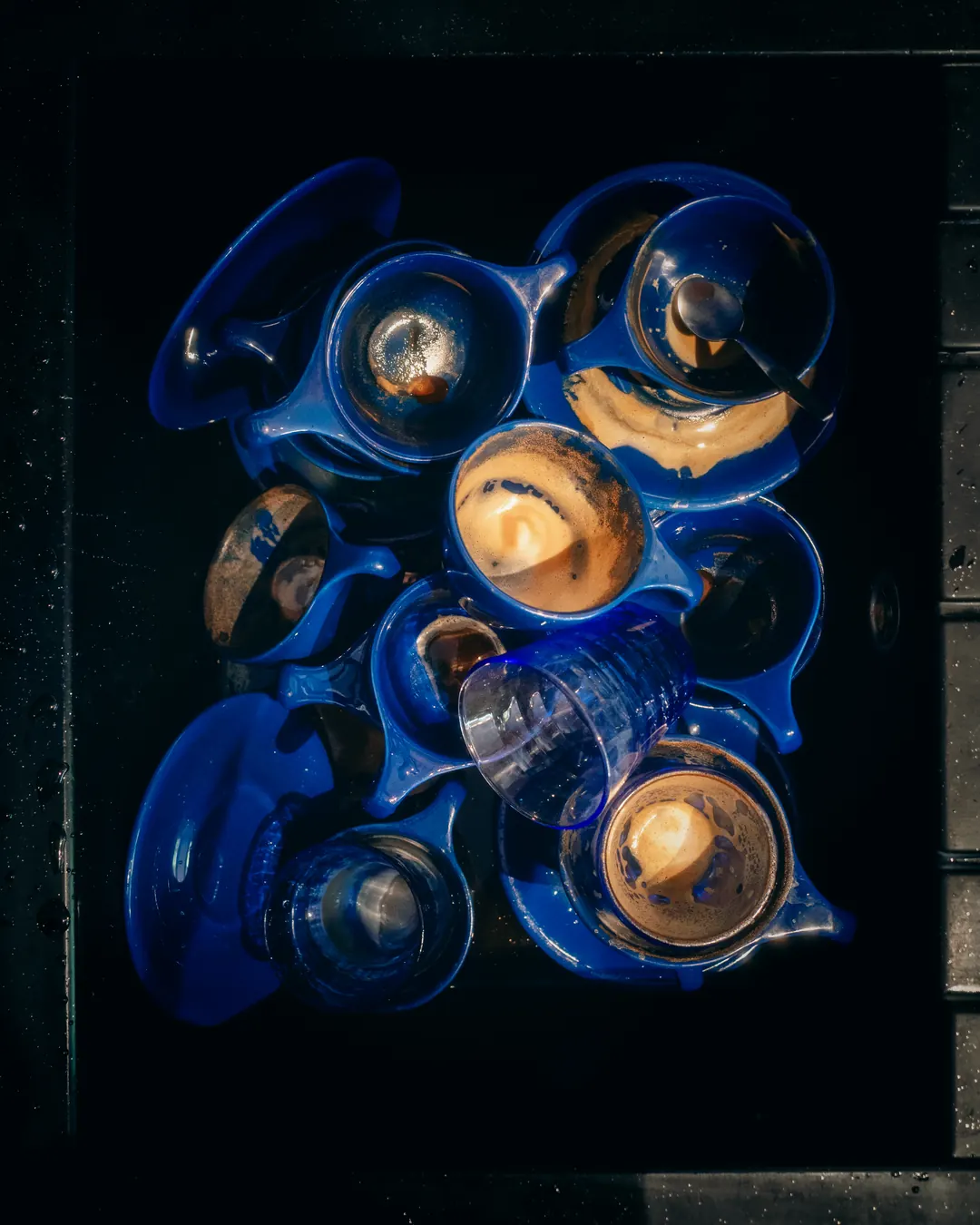 Blue cups after the morning rush at Caffènation by Guji